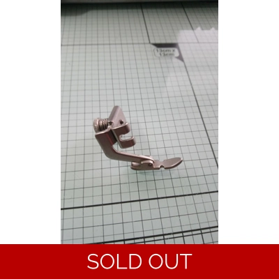 Singer slant shank Zip foot 161166 free post title=